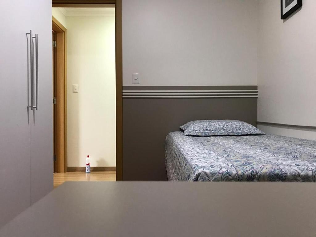 No Centro De Cascavel, Atras Do Ibis, Confortavel E Bom Gosto 卡斯卡韦尔 外观 照片