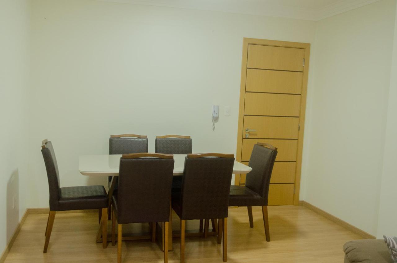 No Centro De Cascavel, Atras Do Ibis, Confortavel E Bom Gosto 卡斯卡韦尔 外观 照片