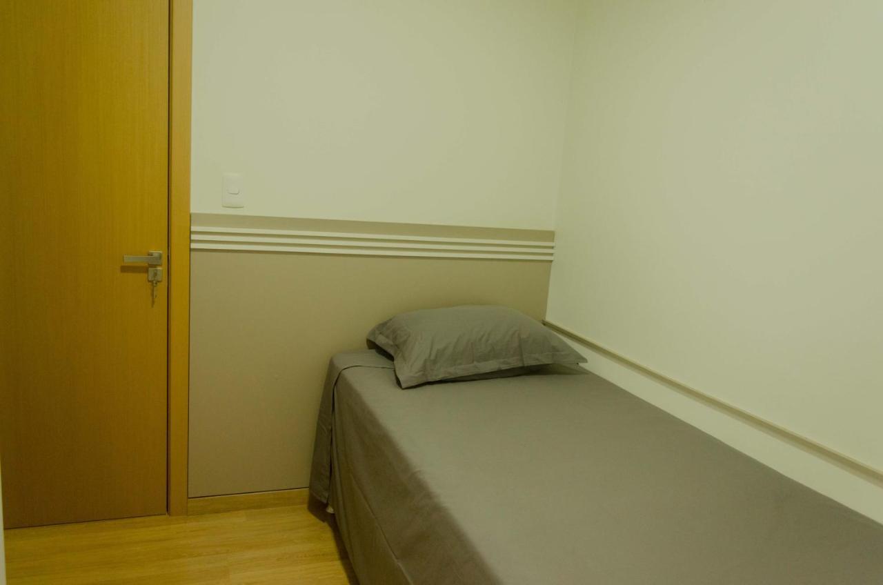 No Centro De Cascavel, Atras Do Ibis, Confortavel E Bom Gosto 卡斯卡韦尔 外观 照片